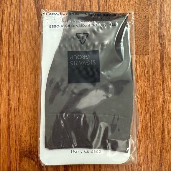 NIB Sigvaris Soft Opaque Women's Knee High 20-30mmHg Compression Hosiery - Picture 12 of 13